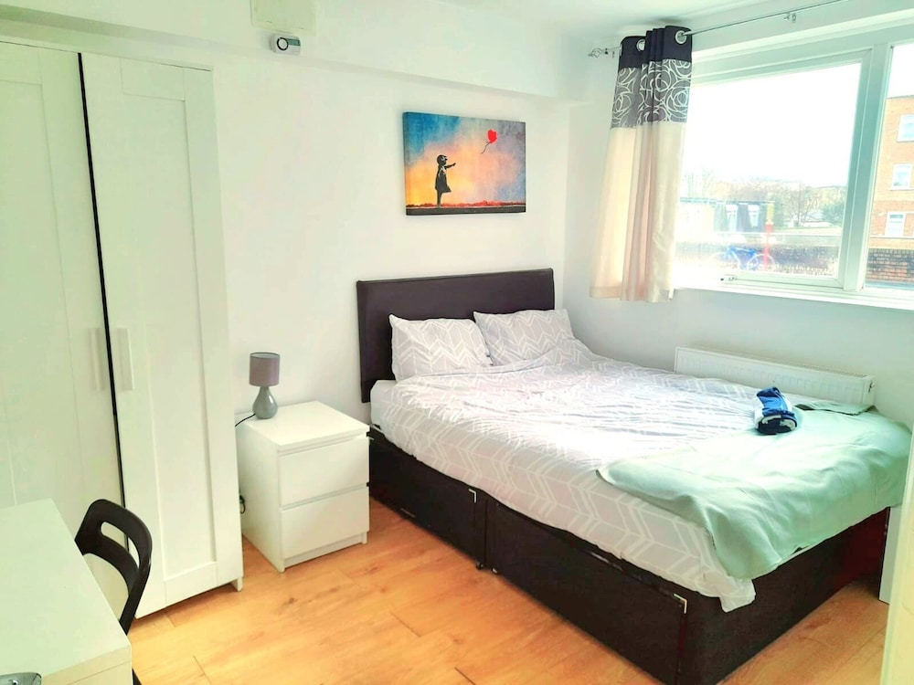 Lovely and Spacious House in South London
