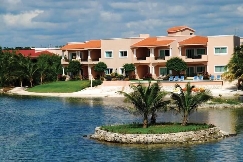 Aventuras Club Lagoon