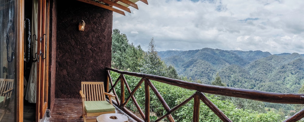 Kaara Gorilla Mountain Lodge