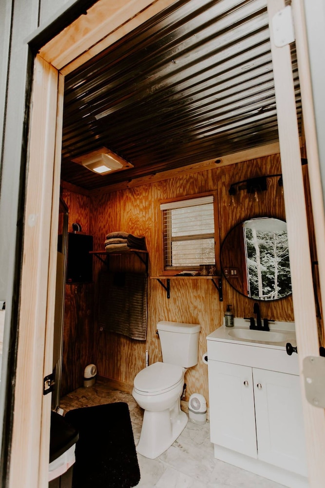 The Perch Glamping by Rafting