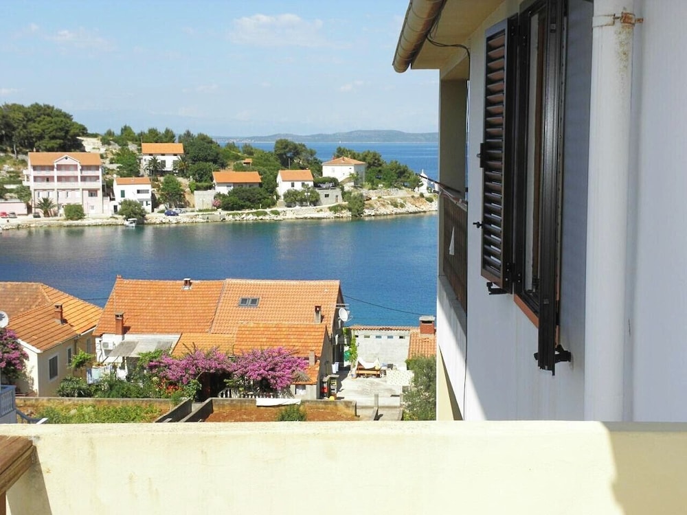 Dari - 70m From Sea - A4 view 5