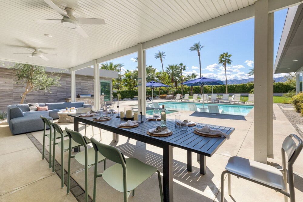 The Polo Villas by AvantStay – Modern Oasis Near Empire Polo Club