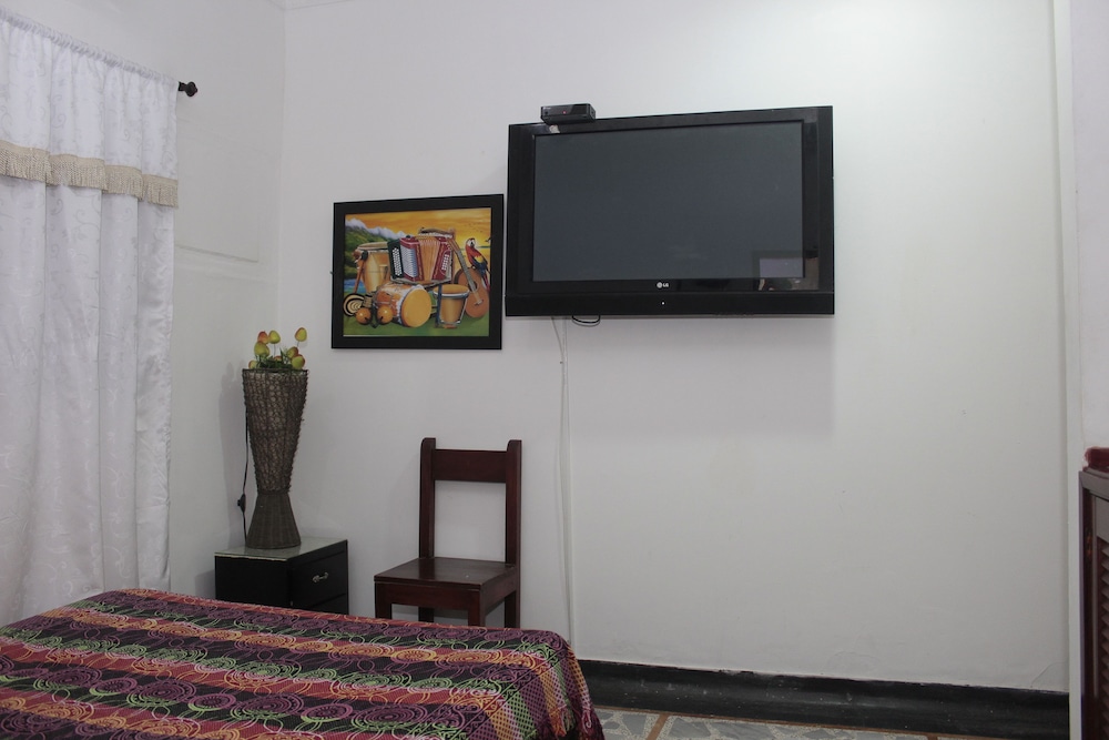Casa Blanca Just For Travelers