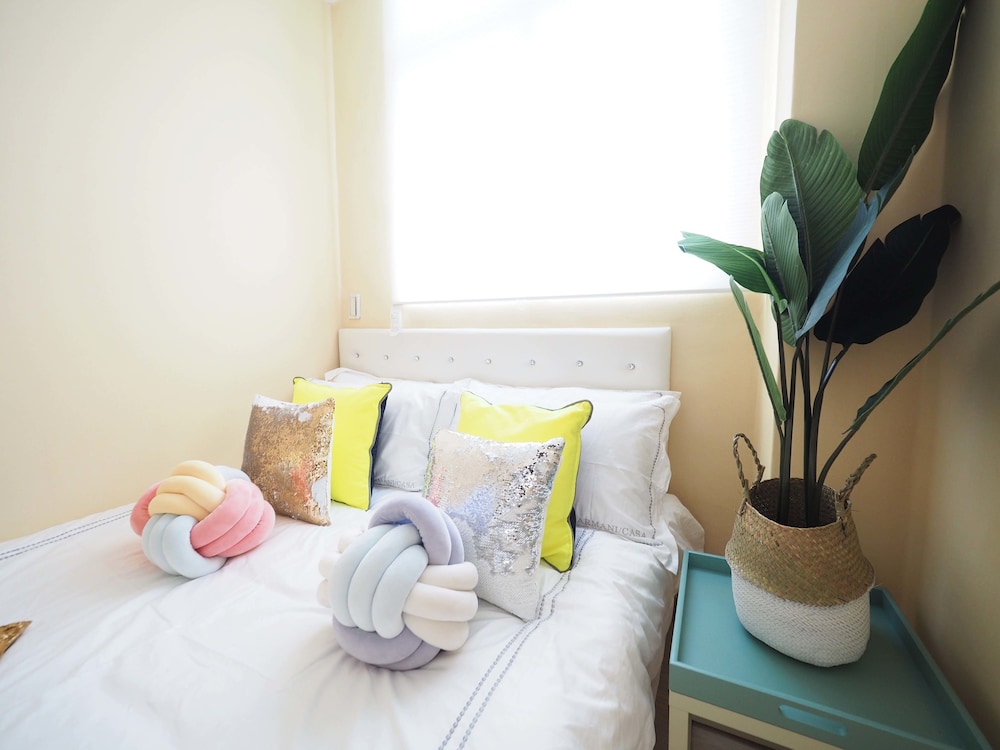 Guesthouse in Taipei near Ximen Metro Station