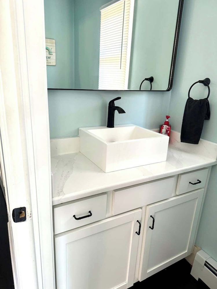 Solomons Island 6BR Family Getaway