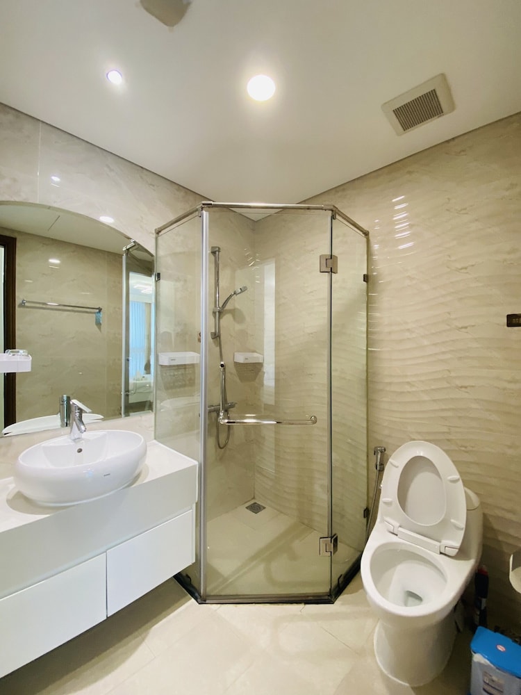 Landmark Apartment in Vinhomes Central Park