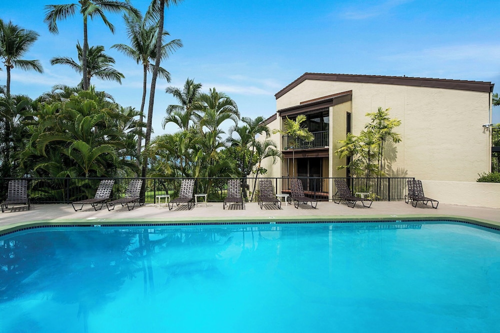 Fully Air-conditioned - Updated Top Floor Including Loft - Ocean Views - Vrkcv