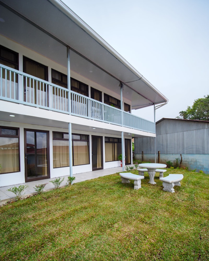 Hostel Cattleya
