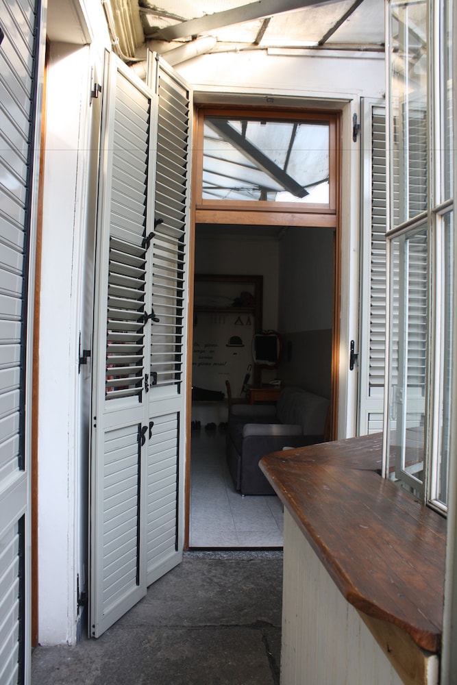 Hotel Avalon - Image 1