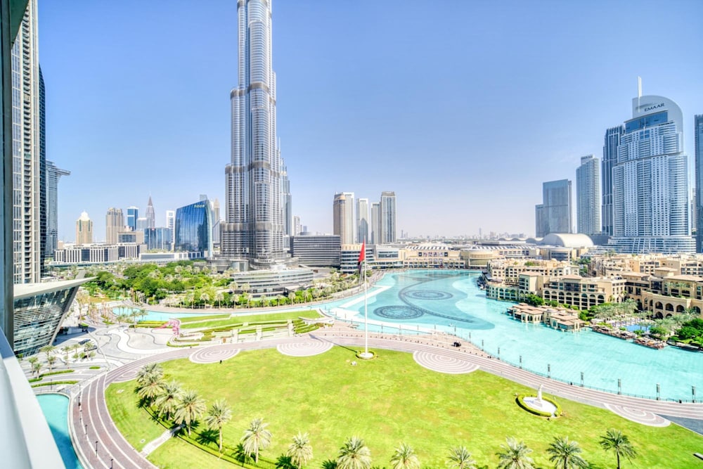 Upscale 2BR w Burj Khalifa Fountain Views