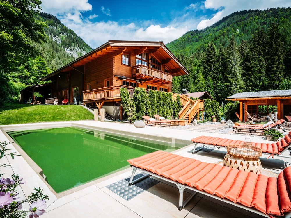 Hideway Chalet Gamsgluck With Pool and Sauna