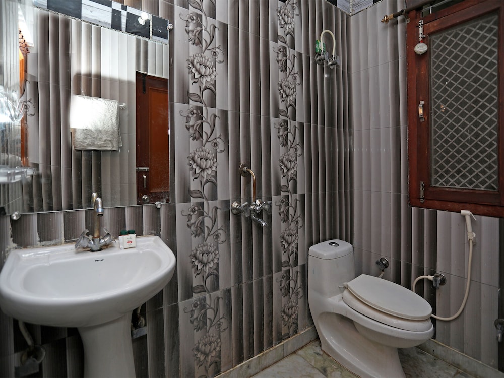 OYO 270 Home Stay Inn