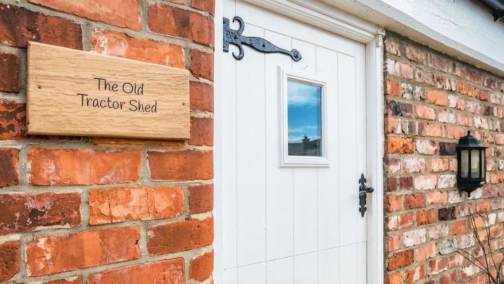 Village Farm Cottages. view 5