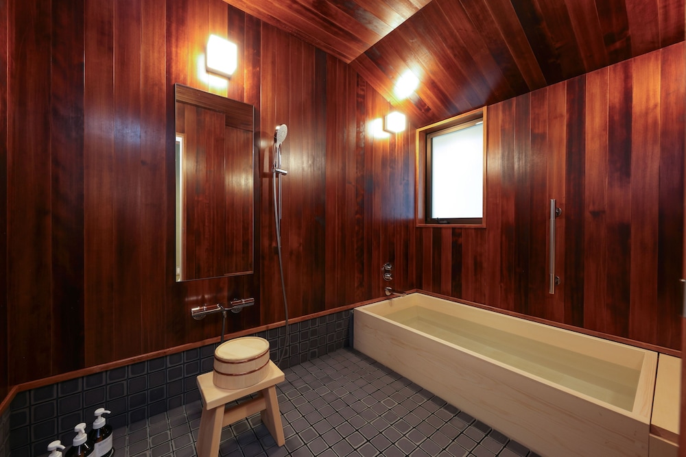 Tsukihitei Ryokan