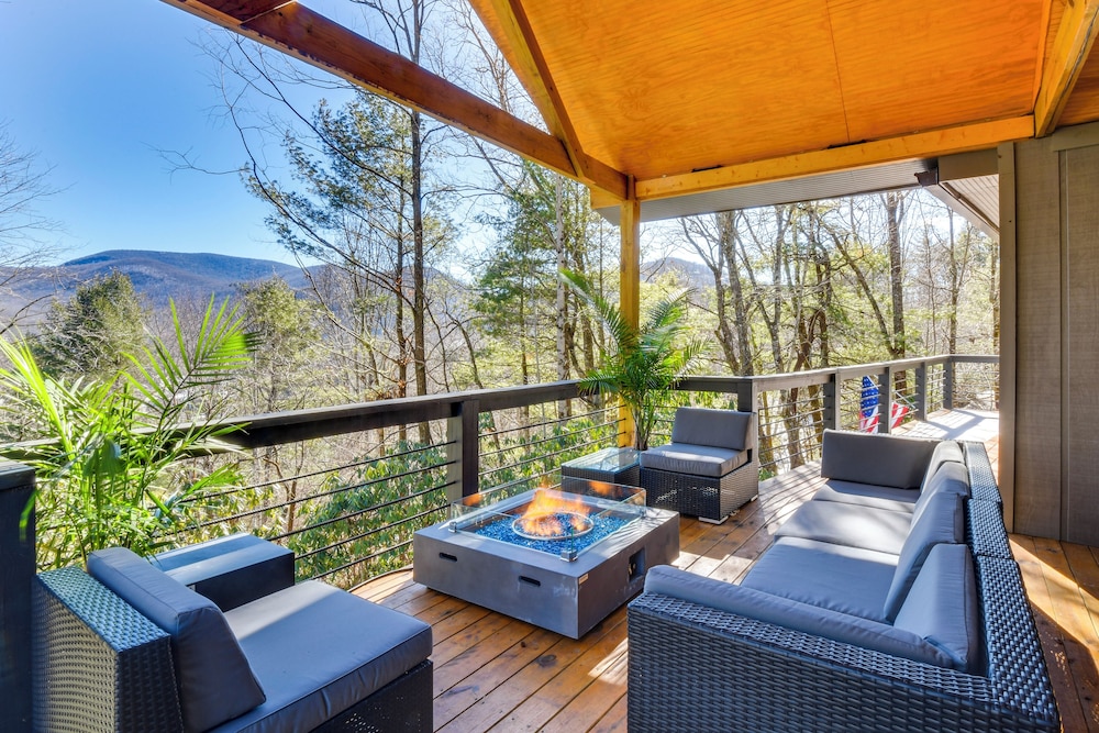 Hike, Golf & Relax: Pet-friendly Apt in Dillard