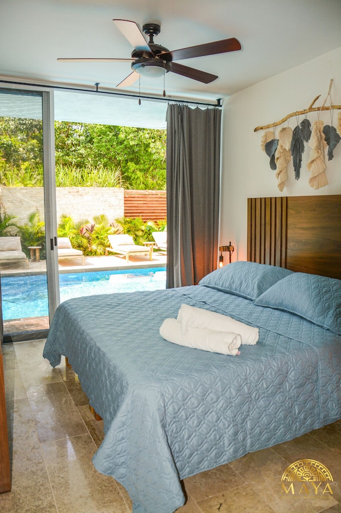 NHOA 203B Lux 1BR Condo in Aldea Zama
