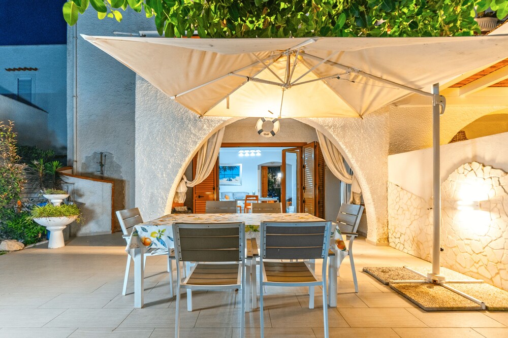 Luxury Villa on the Beach in Diamante, Sea View - Villa Ventre