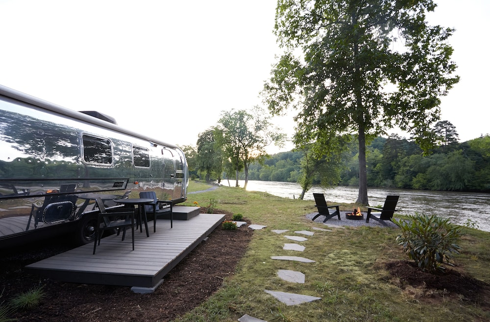 Asheville River Cabins