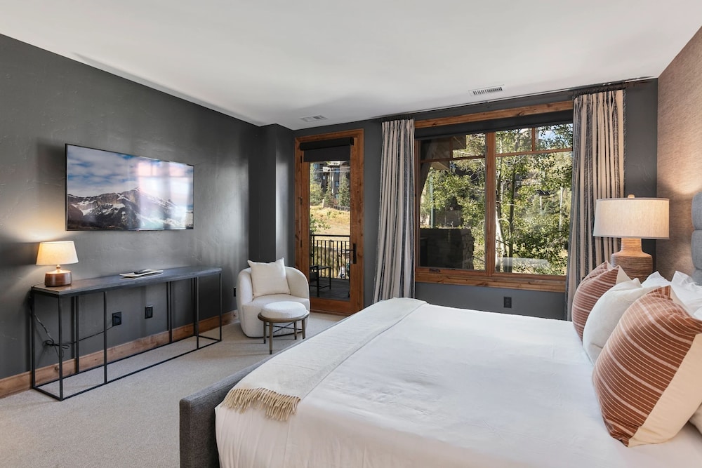Shooting Star Lodge at Deer Valley Resort - Two Bedroom Residence #204 2 Condo