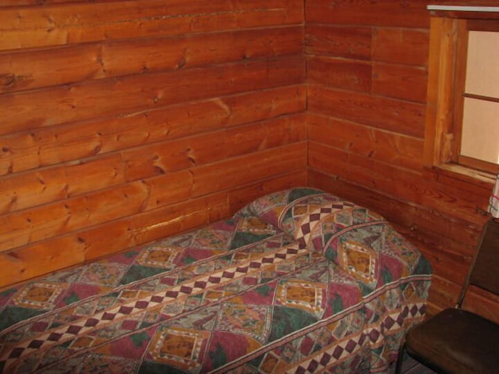 Timberlane Lodge