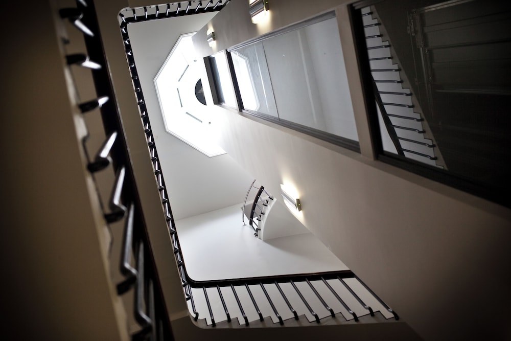Student Only Dean Clarke Lofts