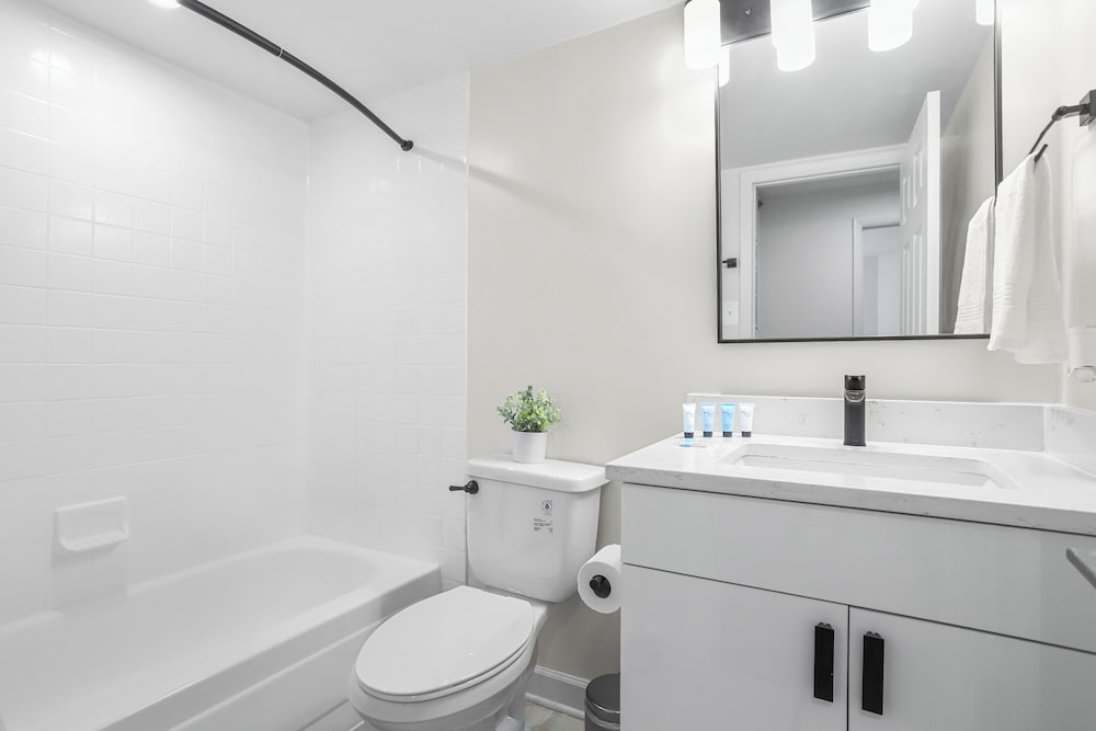 Metro-Friendly DC Apartments