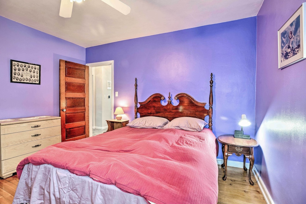 Cozy Cedarburg House - Walk to Historic Downtown!