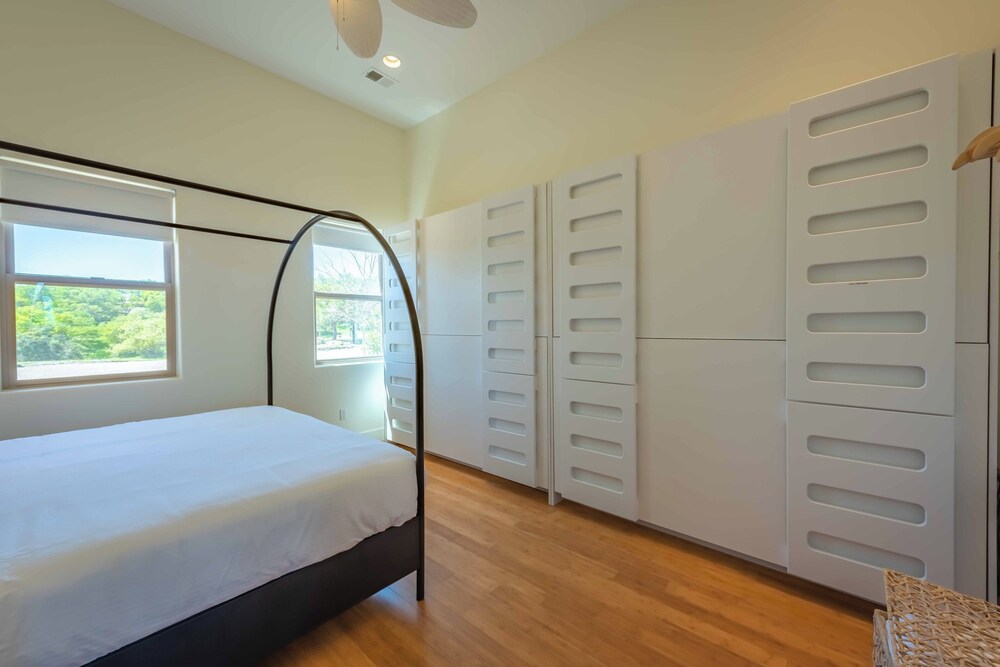 Blue Oak Oasis