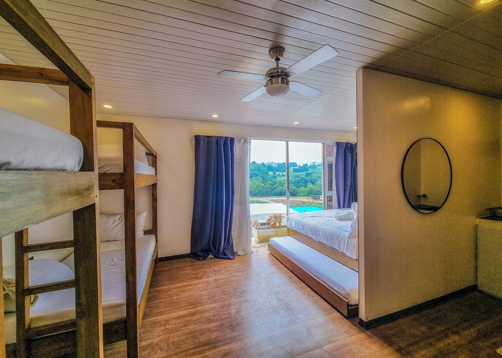 FarmKo Glamping