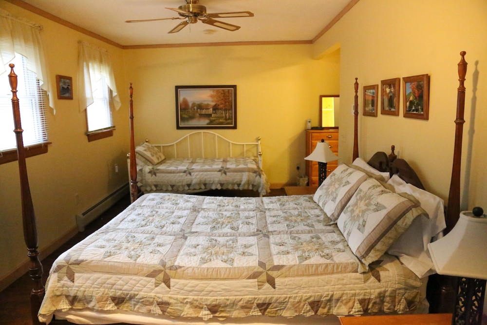 Plymouth Vacations - Salt Ash Inn - Property Image 18