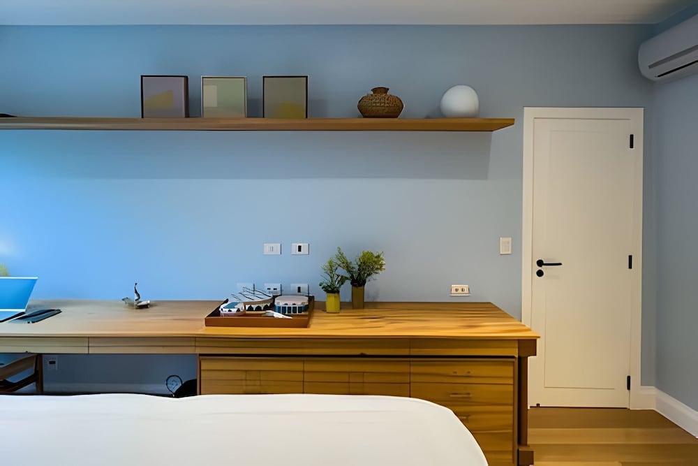 Ipanema | Duplex no melhor local do bairro, 4 quartos, 5 min da Praia - por Casapē Rio