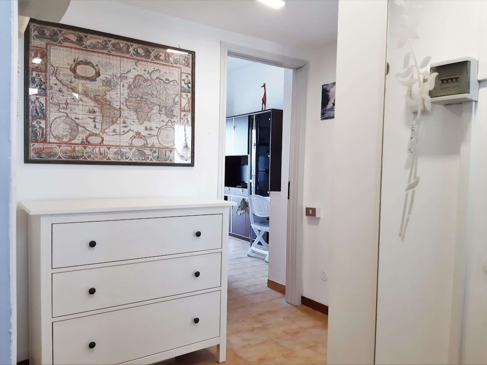 Cozy Apartment by the sea view 5