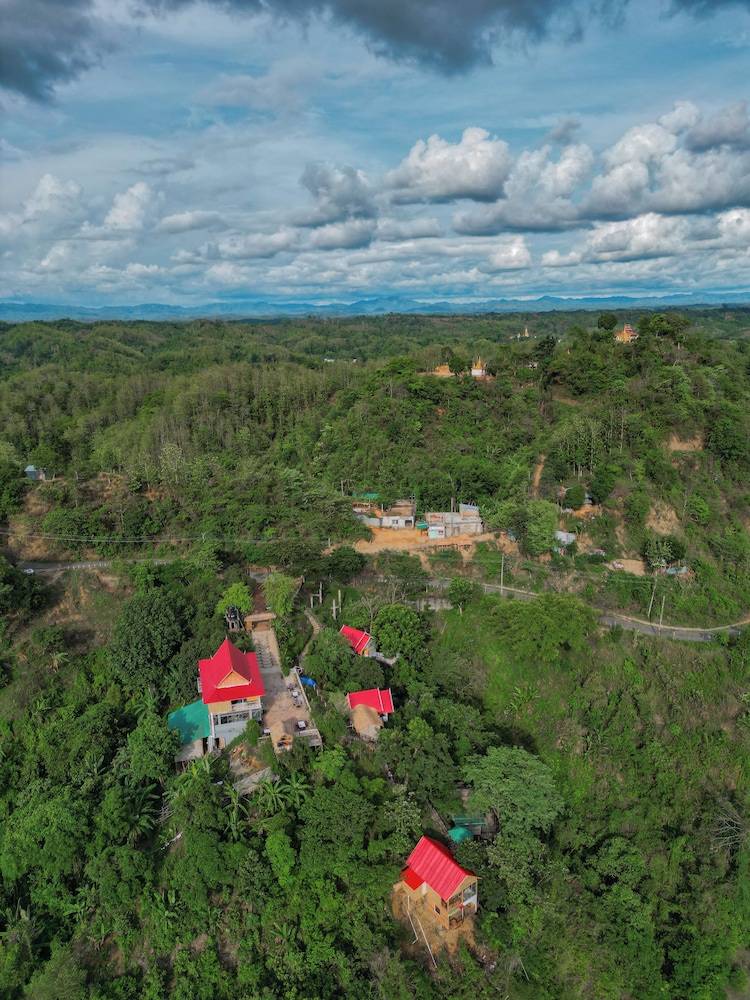Tong Resort