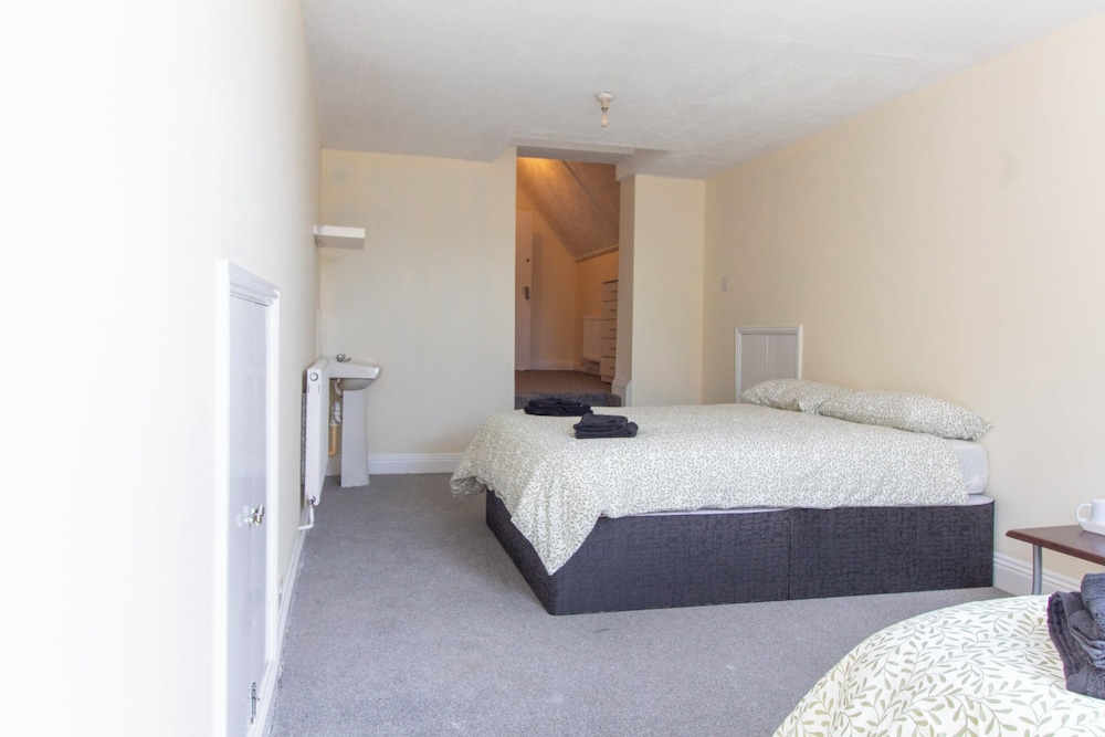 Brookvale Guest House Room 16