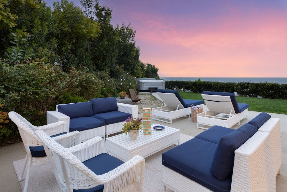 Stardust by Avantstay Views Hot Tub Pool Table