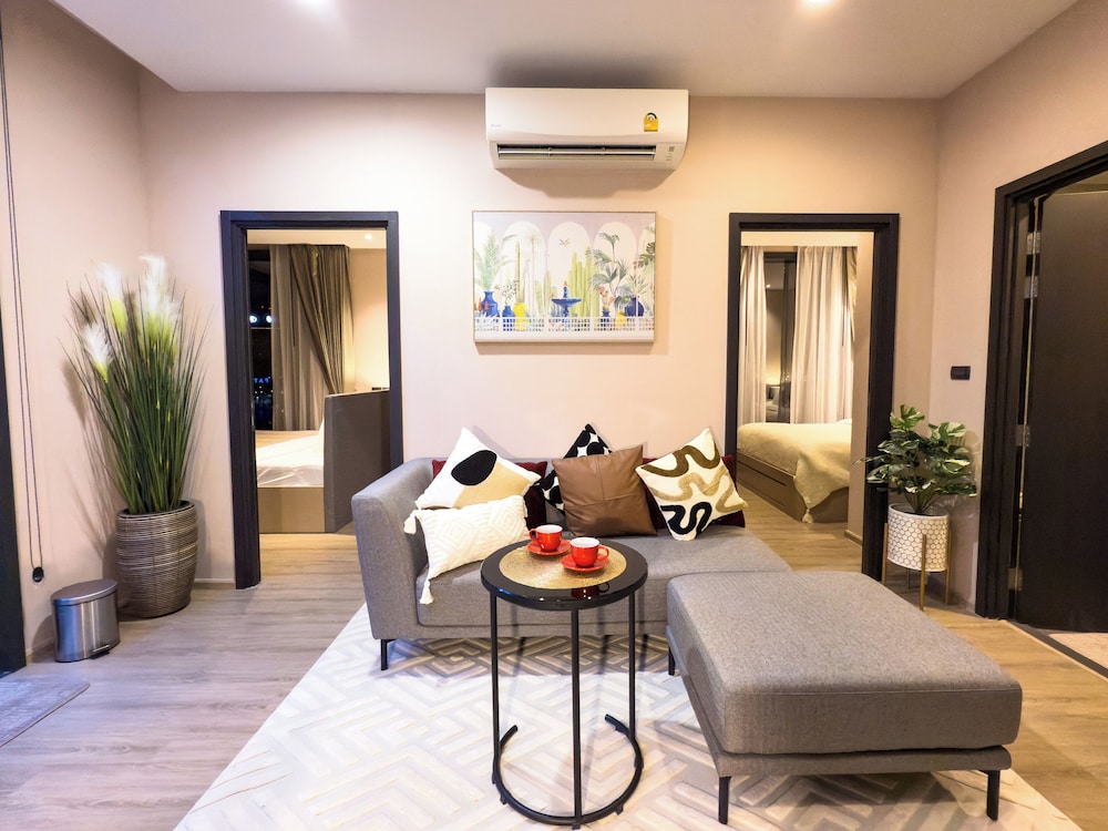 Luxury 2 Bed Room Sea View With Large Bath Tub In Balcony