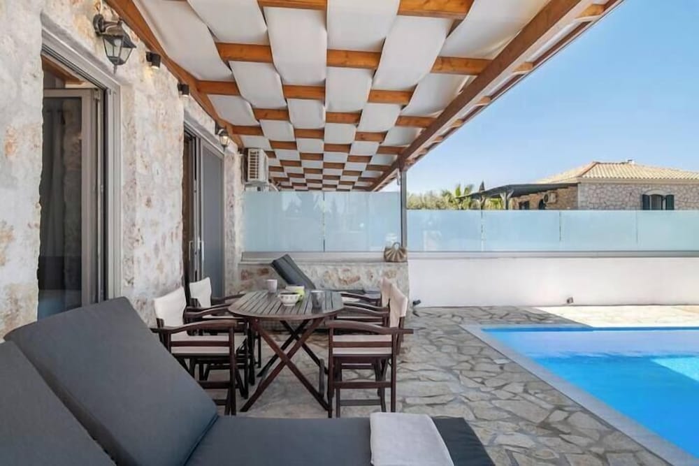 Villas Goudis