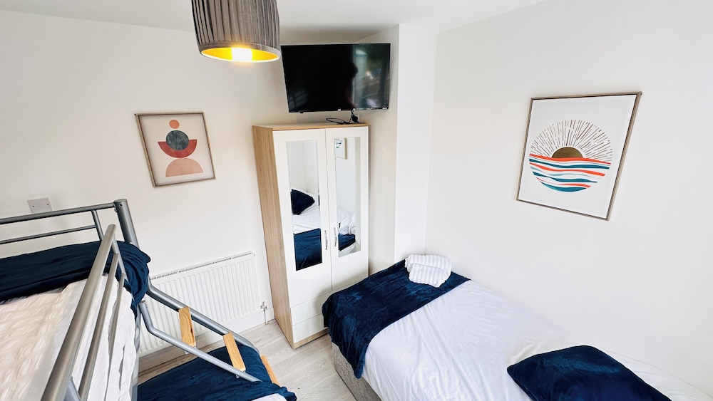 Pengam House