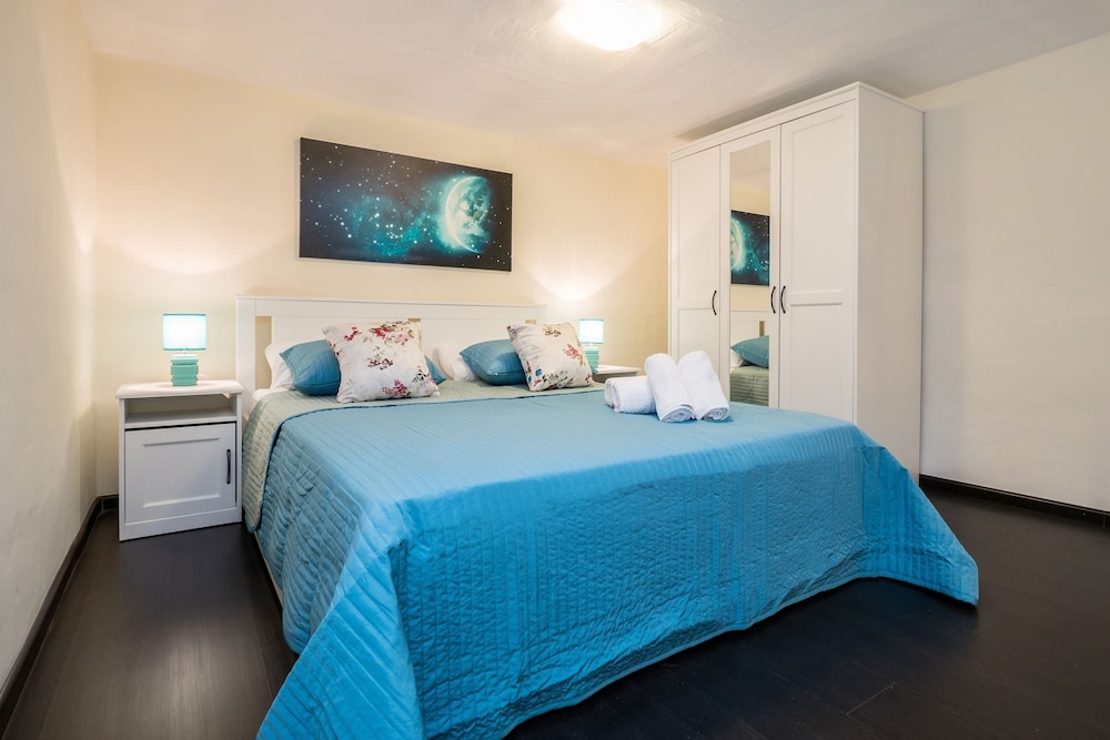 Valletta Archbishop Townhouse - Property Image 34