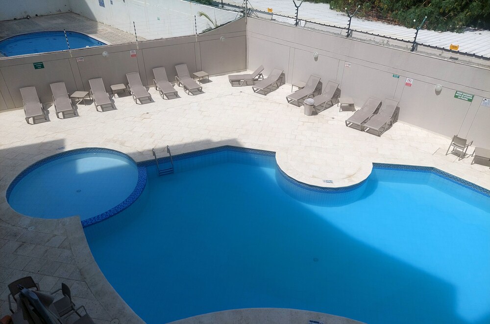 EDIFICIO HANSA REEF Apartamento 509