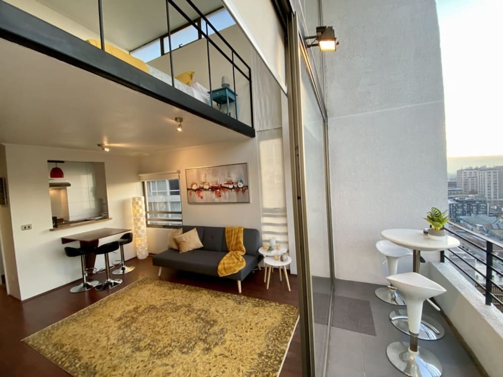 Loft Panoramic Home Office Laundry Pool Wifi