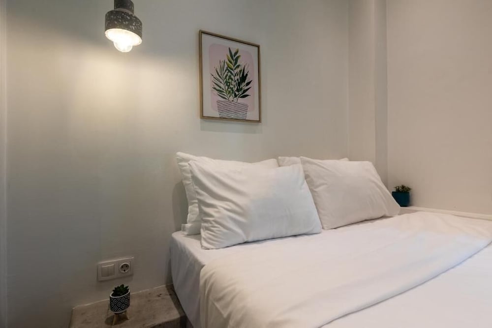 INsite Nilie Hospitality MGMT