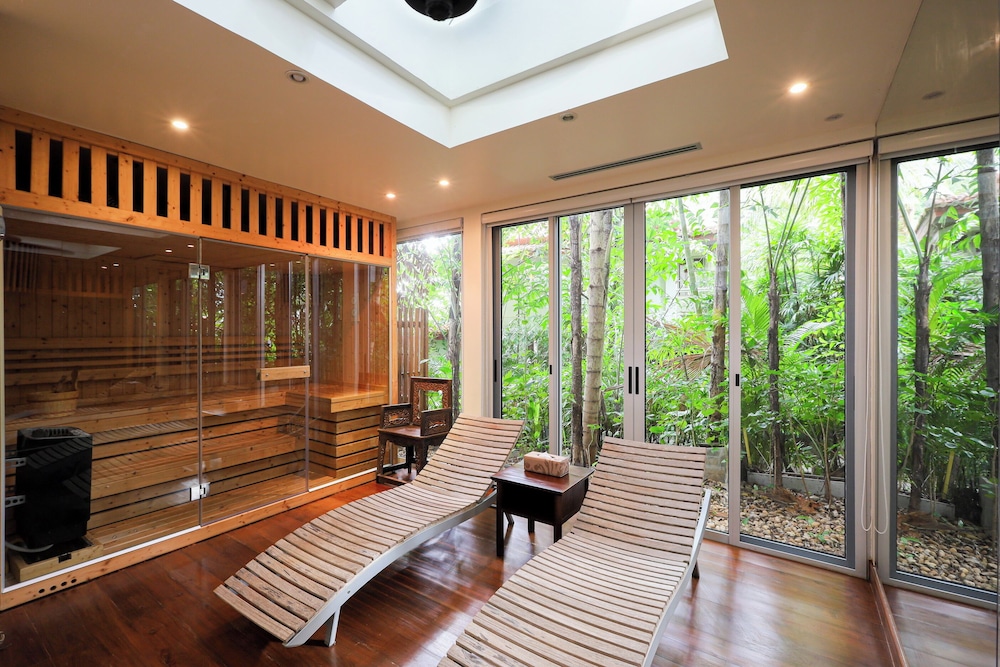 Katamanda seaview villa Kinnaree near Kata beach