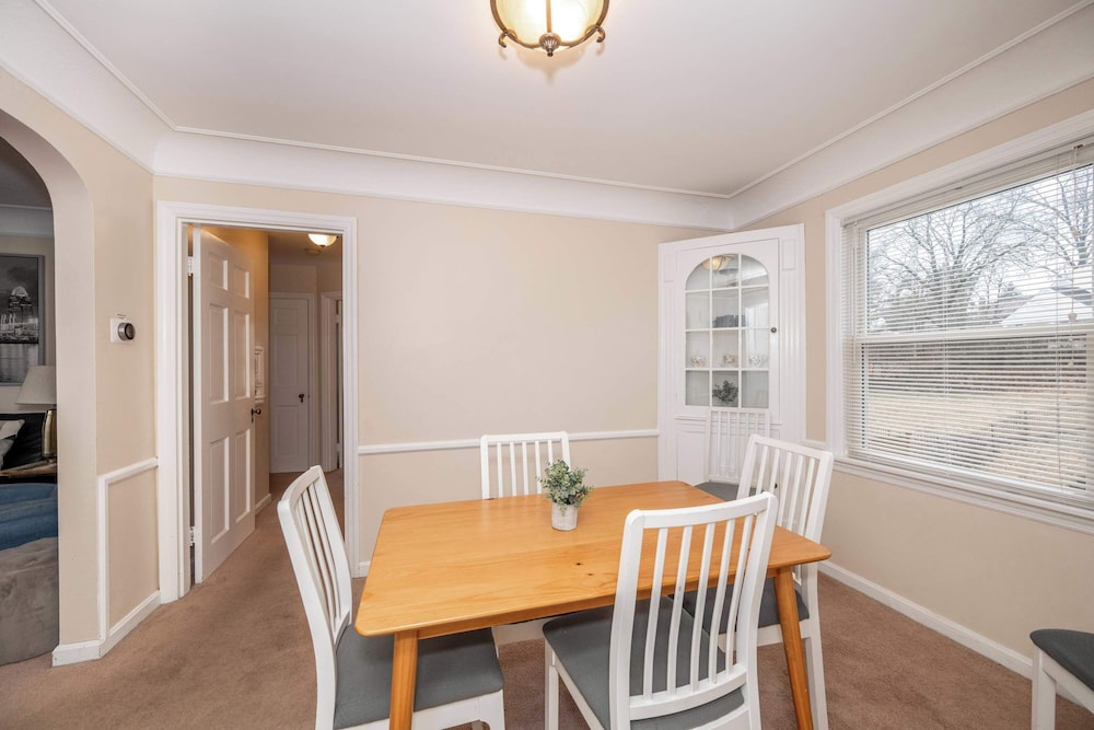 Kenwood Keys Suites for 12!