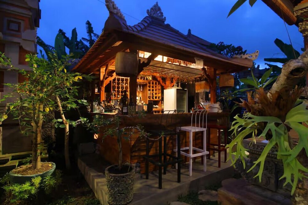 Tri Datu Palace