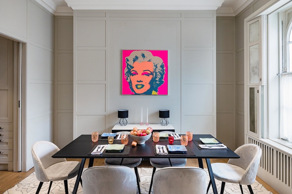 The Notting Hill Townhouse - by Out of Office Lifestyle