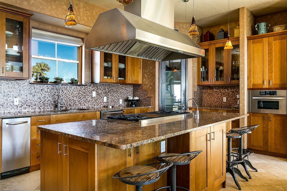 Paradise At Last by Ryson Vacation Rentals