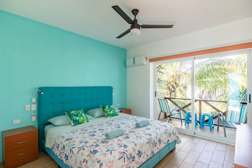 Casa Menta view 2