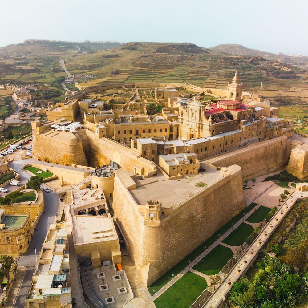 Wellness Hygge Modern Gozitan Apartment