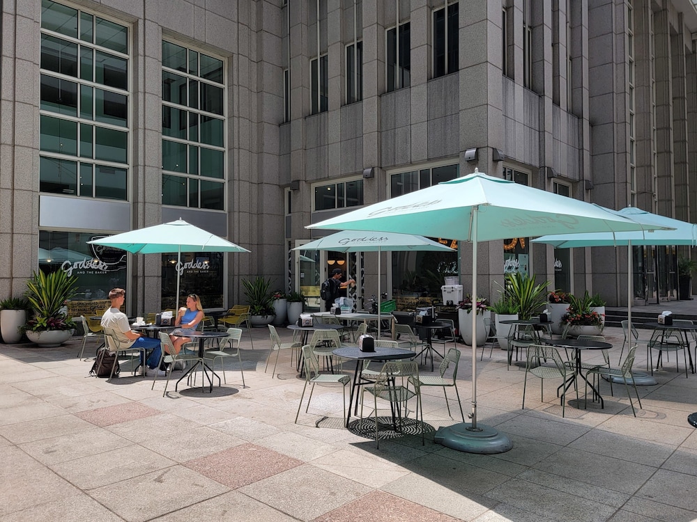 Downtown 2BR Unique Amenities Ideal for Tourism